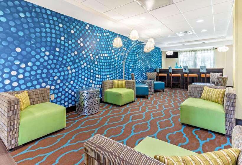 فندق La Quinta Inn & Suites By Wyndham Tampa North I75