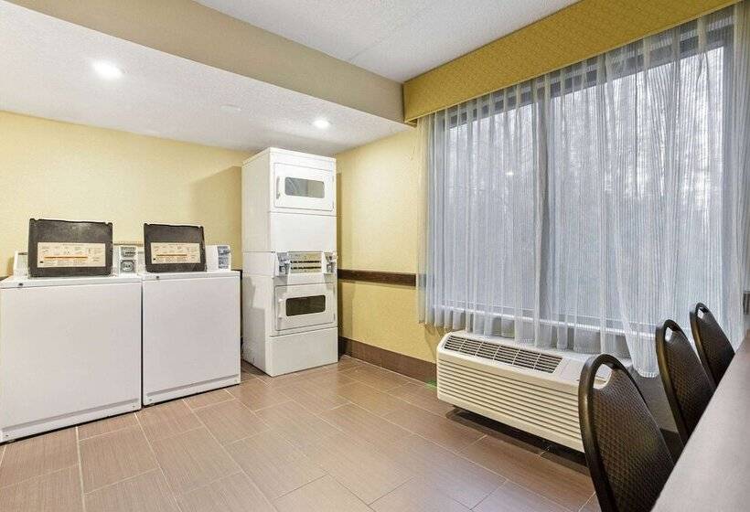 فندق La Quinta Inn & Suites By Wyndham Tampa North I75