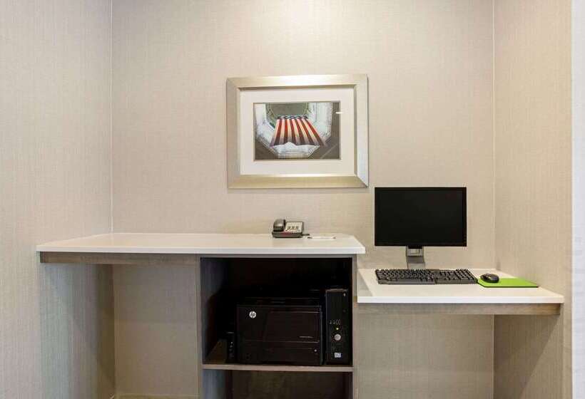 호텔 La Quinta By Wyndham Williamsburg Historic Area