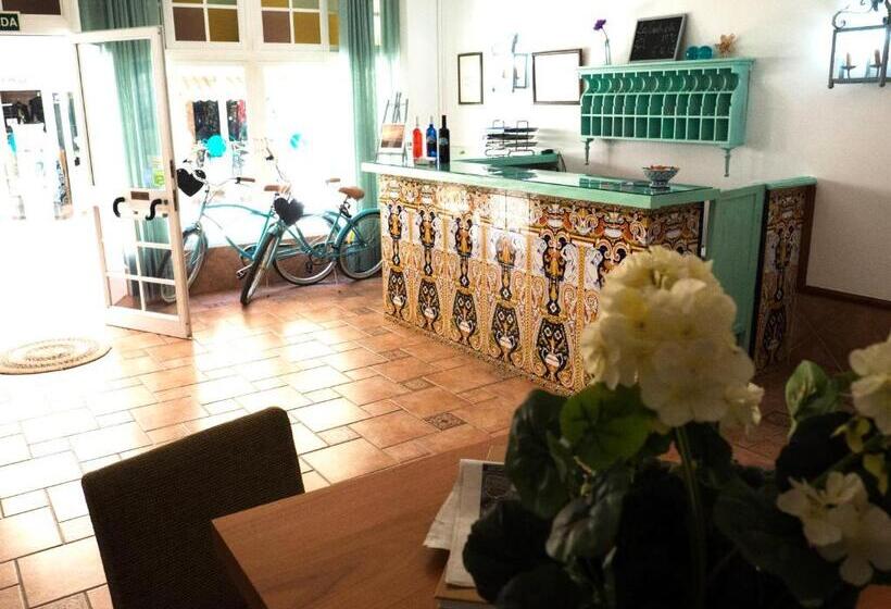 Отель Mediterraneo Carihuela