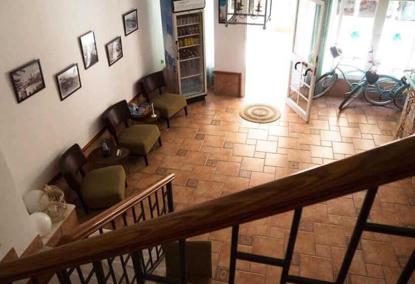 Отель Mediterraneo Carihuela