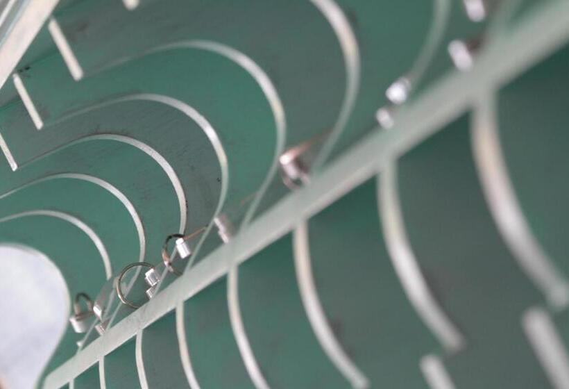 Отель Mediterraneo Carihuela