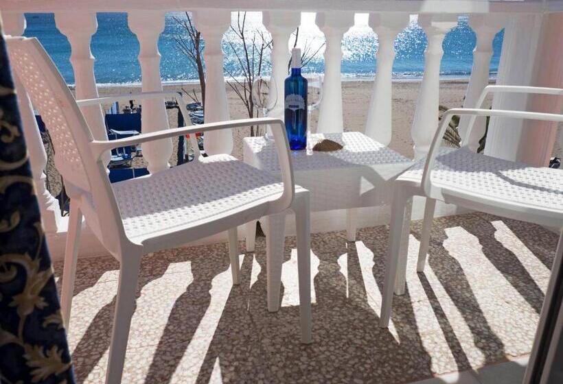 Отель Mediterraneo Carihuela