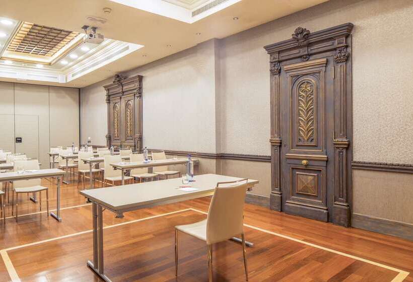 هتل NH Collection Vigo