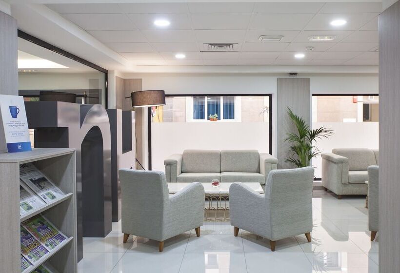 בית מלון כפרי NH Las Palmas Playa Las Canteras