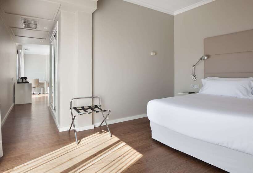 酒店 NH Las Palmas Playa Las Canteras