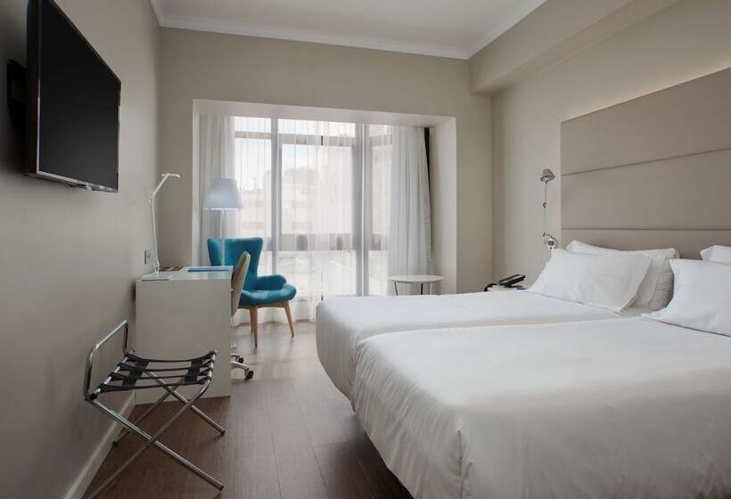 ホテル NH Las Palmas Playa Las Canteras