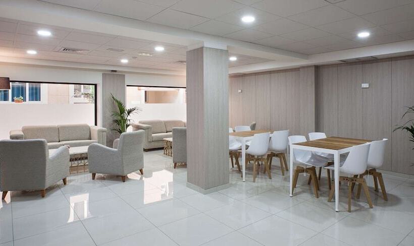 בית מלון כפרי NH Las Palmas Playa Las Canteras