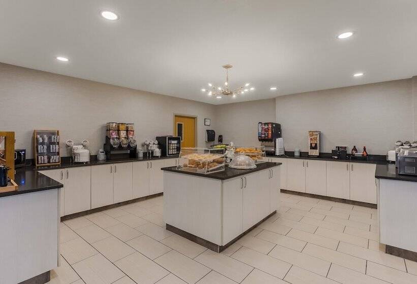 酒店 Orangewood Inn & Suites Kansas City Airport