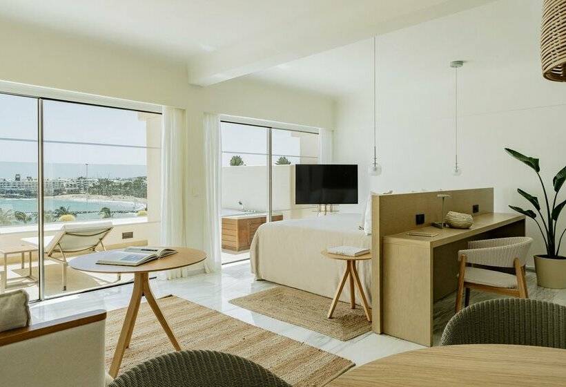 ホテル Paradisus by Meliá Salinas Lanzarote