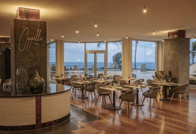 ホテル Paradisus by Meliá Salinas Lanzarote