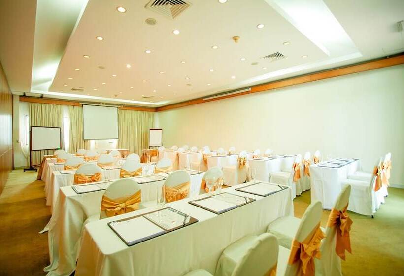 هتل Phan Thiet Ocean Dunes Resort