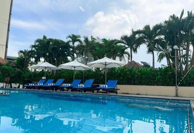 هتل Ramana Saigon