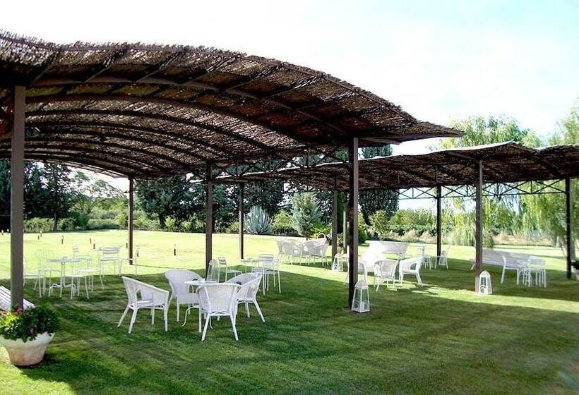 田舎風ホテル San Camilo