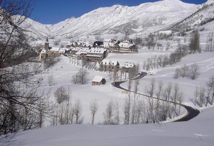 בית מלון כפרי Hostal Y Apartamento Seixes