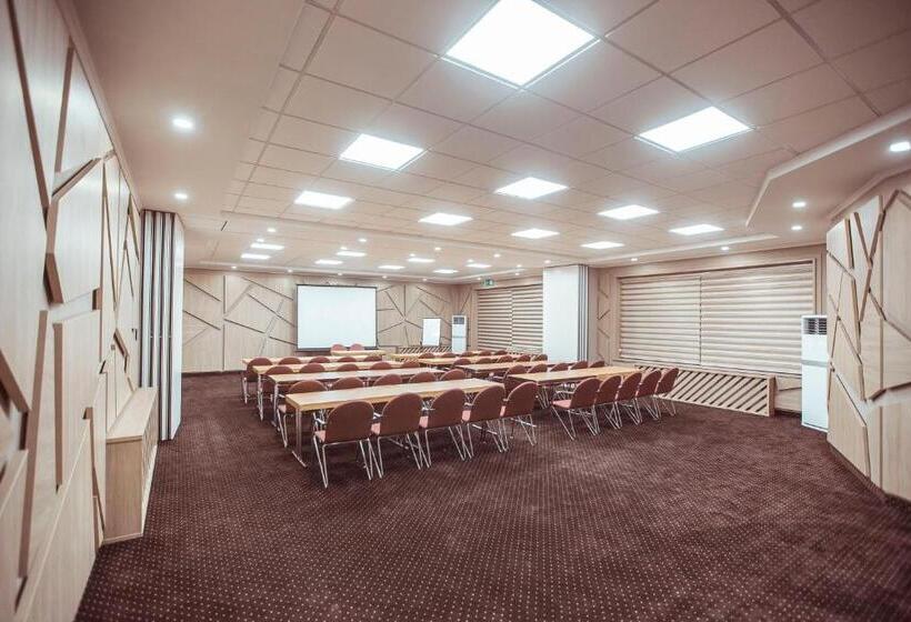 هتل Shodlik Palace