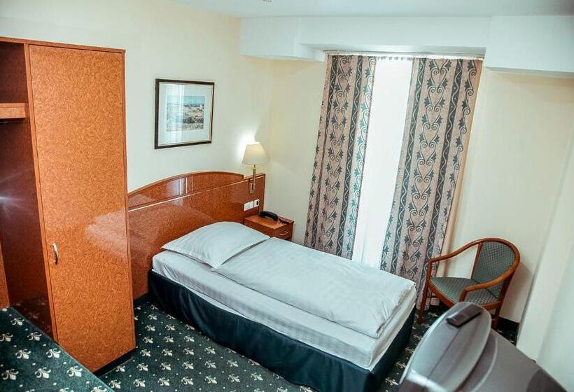 هتل Shodlik Palace