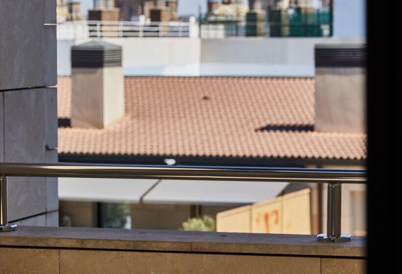 هتل Silken Reino De Aragon