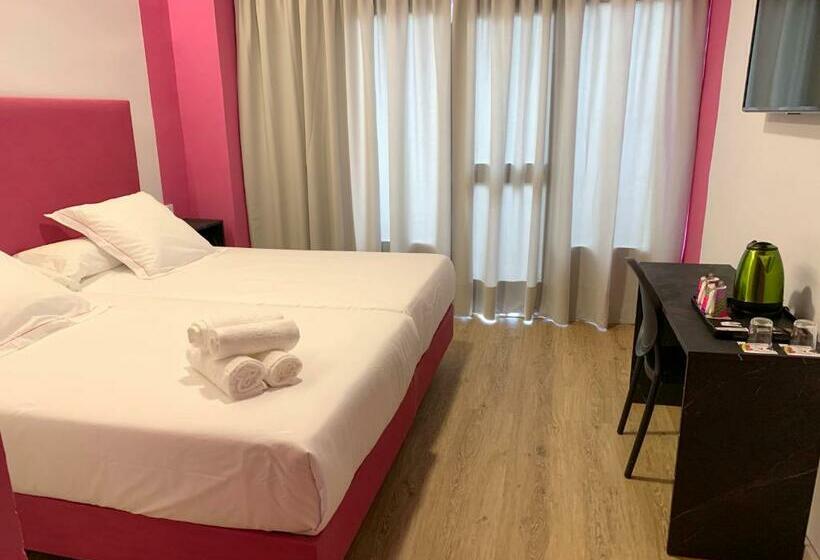 Отель Sireno Torremolinos