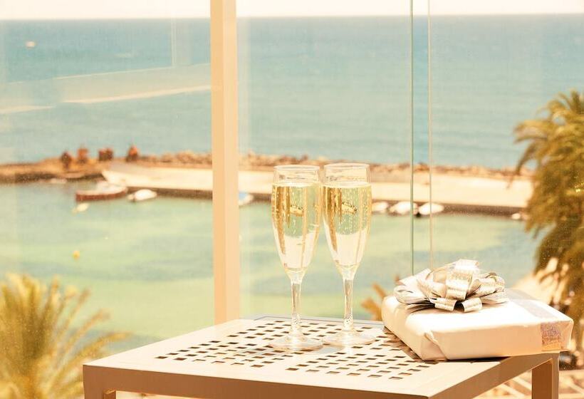 هتل Sunprime Waterfront