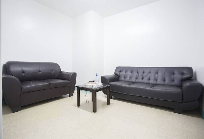 هتل The Linden Suites