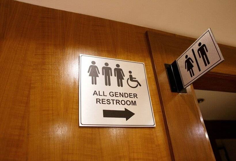 هتل The Linden Suites