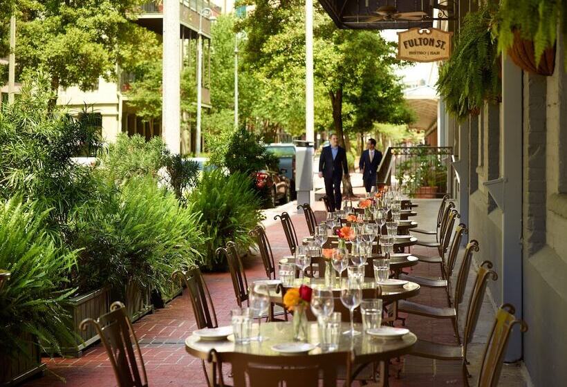 هتل Omni Riverfront New Orleans