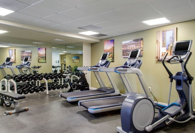 هتل Omni Riverfront New Orleans