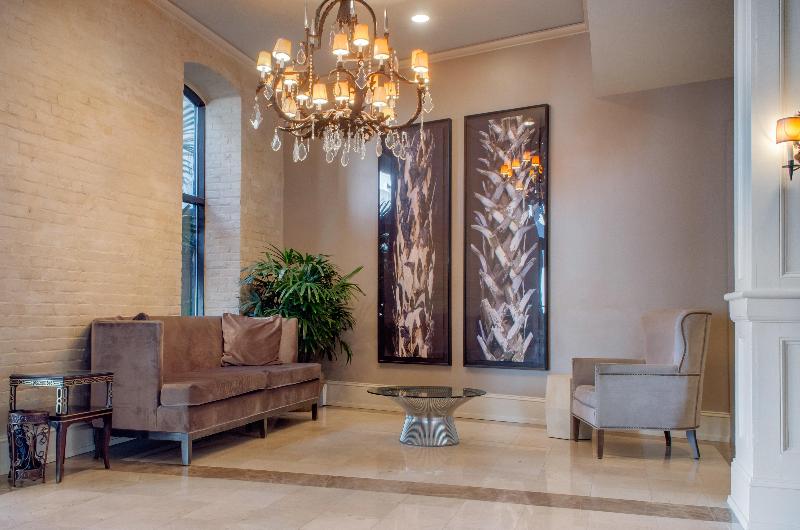 هتل Omni Riverfront New Orleans