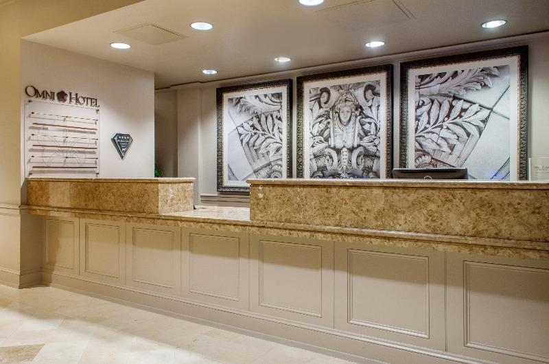 هتل Omni Riverfront New Orleans