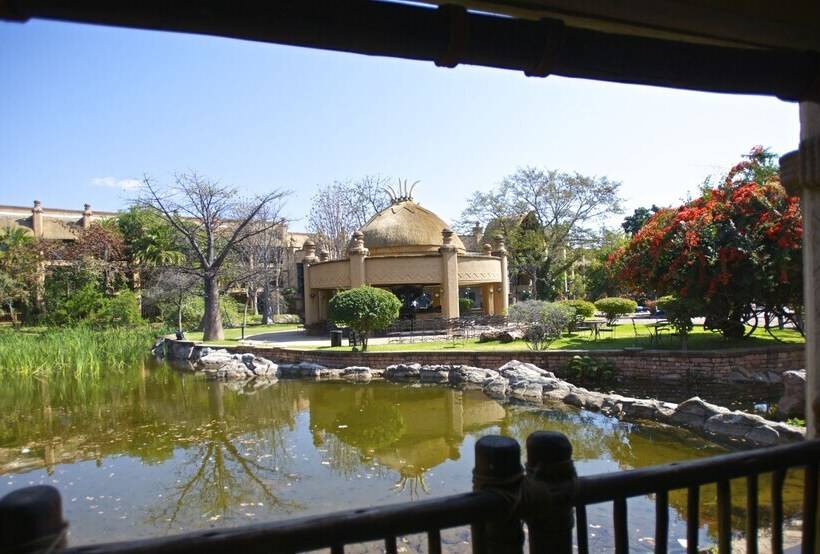 Отель The Victoria Falls