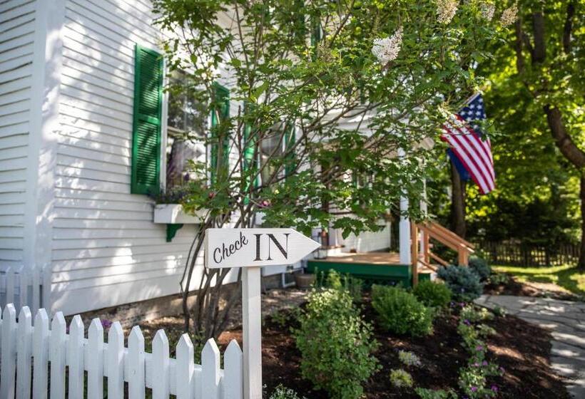 فندق The Woodstocker B&b