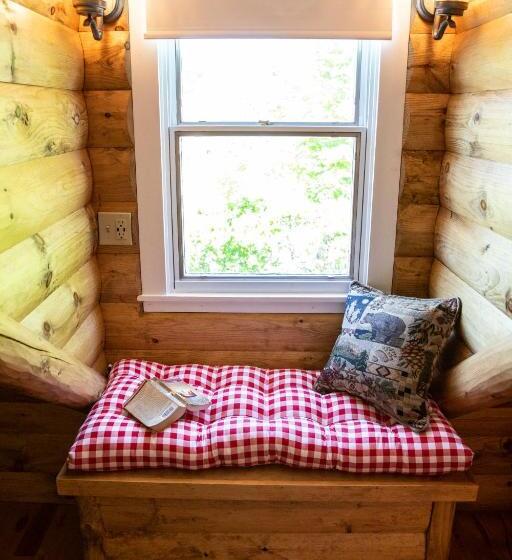 فندق The Woodstocker B&b