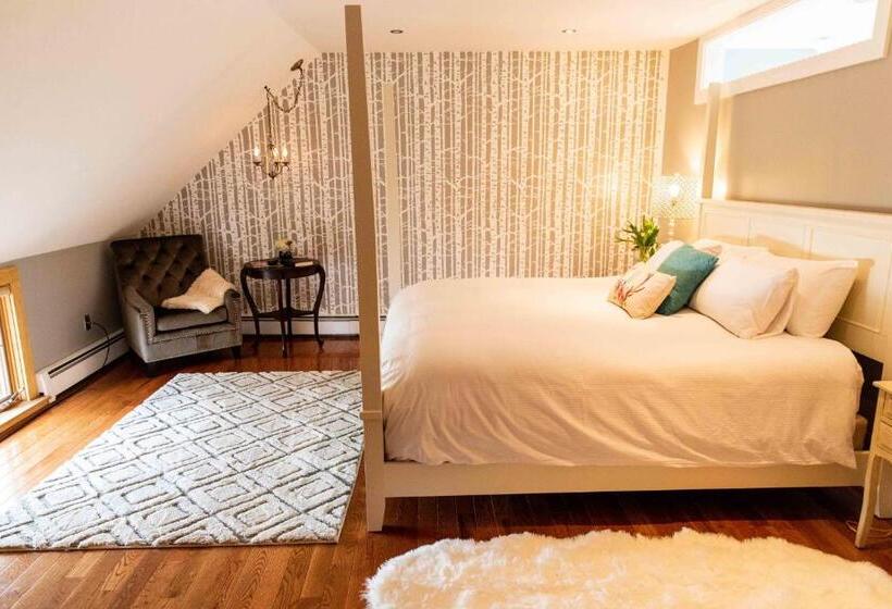 فندق The Woodstocker B&b