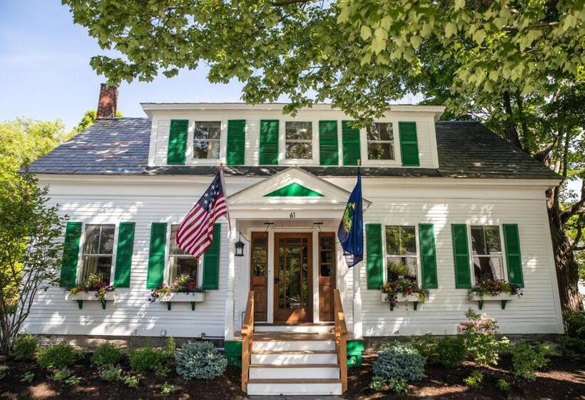 فندق The Woodstocker B&b