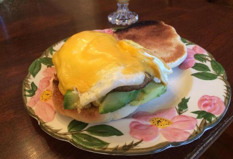 فندق William's Grant Inn Bed And Breakfast