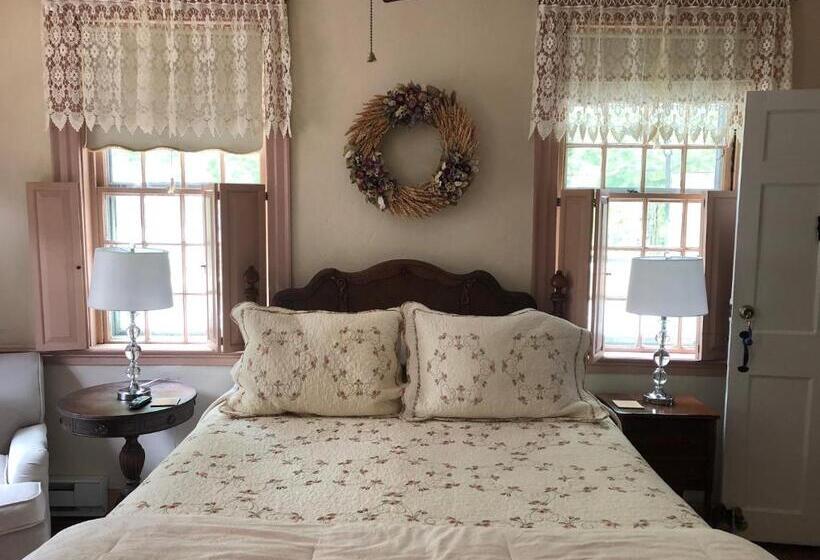 فندق William's Grant Inn Bed And Breakfast