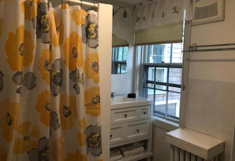 فندق William's Grant Inn Bed And Breakfast