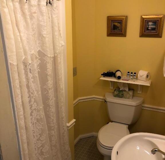 فندق William's Grant Inn Bed And Breakfast