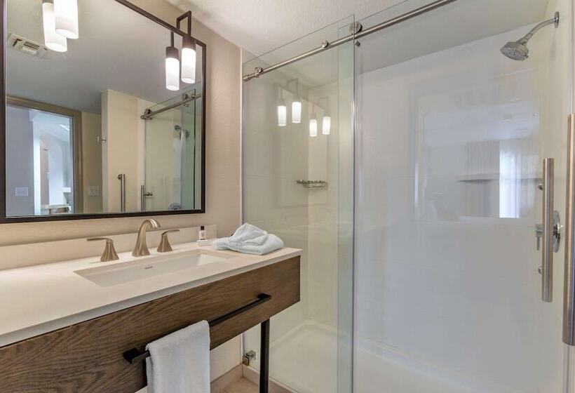 Windmill Suites Surprise, Ascend Hotel Collection