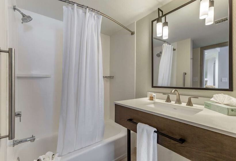 Windmill Suites Surprise, Ascend Hotel Collection