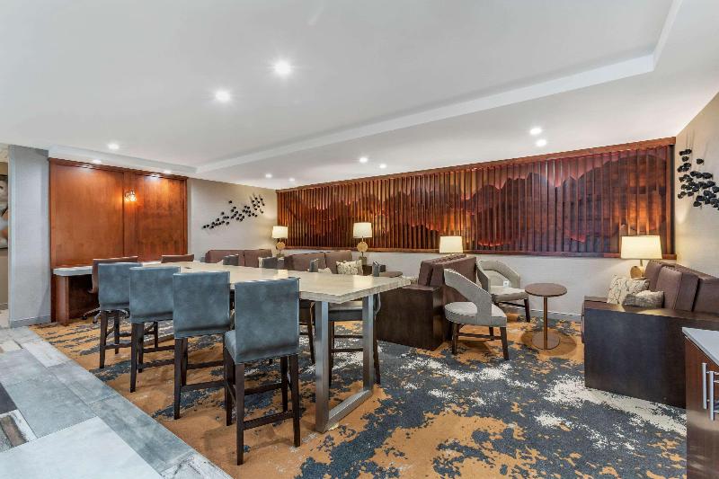 Windmill Suites Surprise, Ascend Hotel Collection