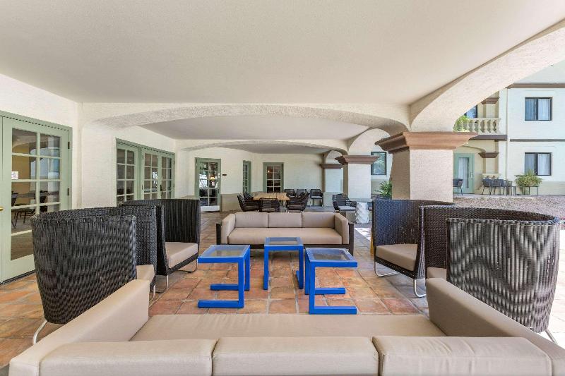 Windmill Suites Surprise, Ascend Hotel Collection