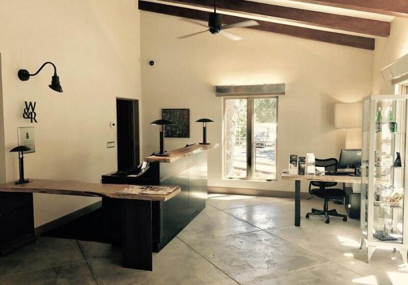 Wine & Roses Hotel Restaurant Spa Lodi