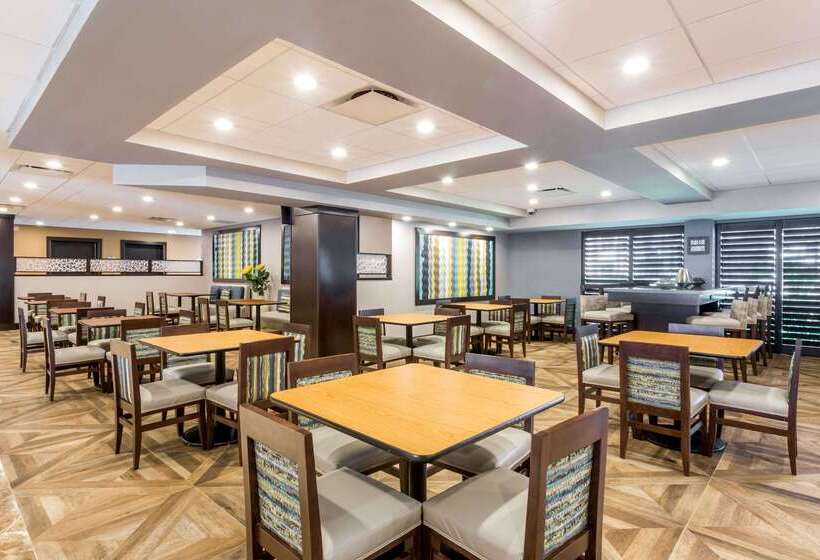 בית מלון כפרי Wingate By Wyndham, Universal Studios   Free Theme Park Shuttle