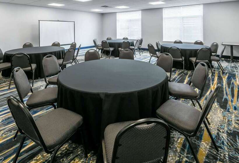 ホテル Wingate By Wyndham Dallas Love Field