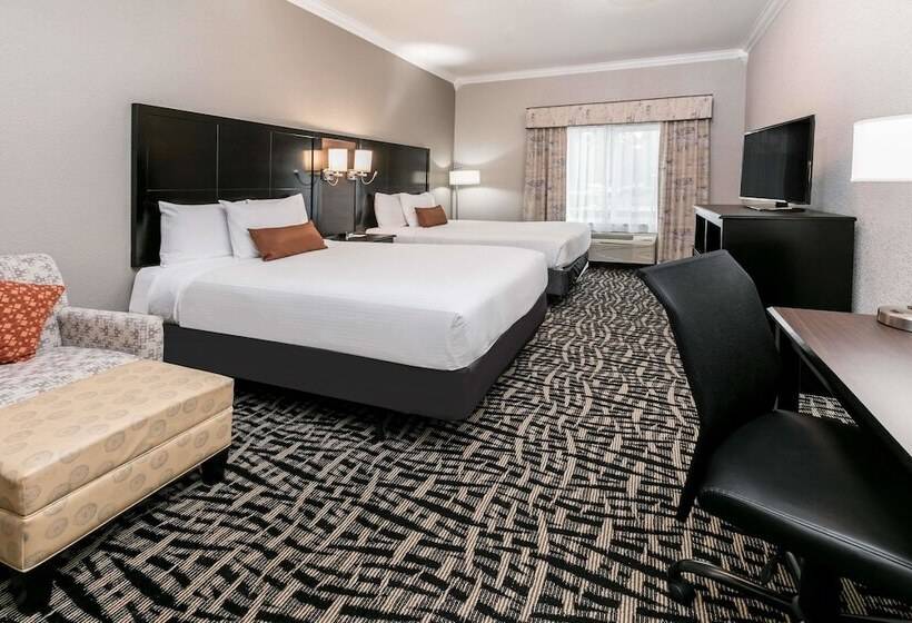 ホテル Wingate By Wyndham Dallas Love Field