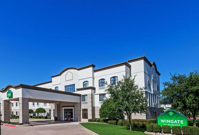 ホテル Comfort Inn & Suites Irving Las Colinas Dfw