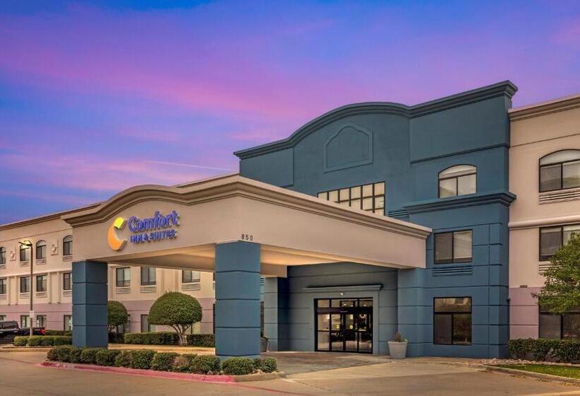 ホテル Comfort Inn & Suites Irving Las Colinas Dfw