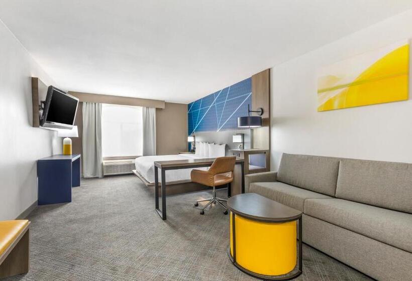 ホテル Comfort Inn & Suites Irving Las Colinas Dfw